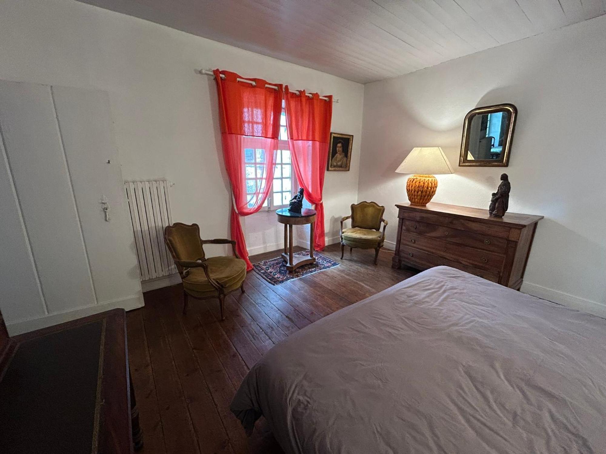 Et Table D'hotes Maison Garesche Privatunterkunft