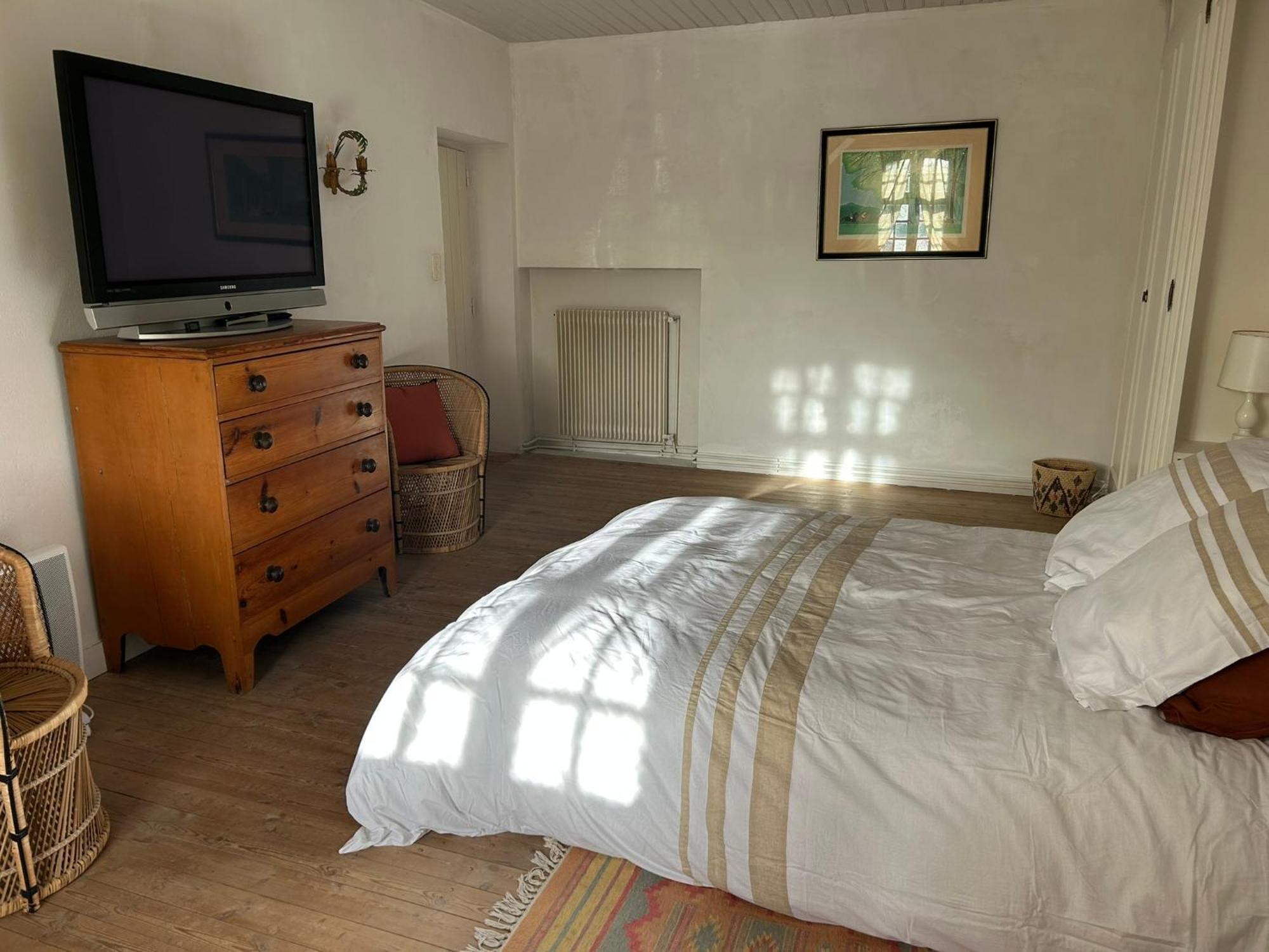 Et Table D'hotes Maison Garesche Privatunterkunft *