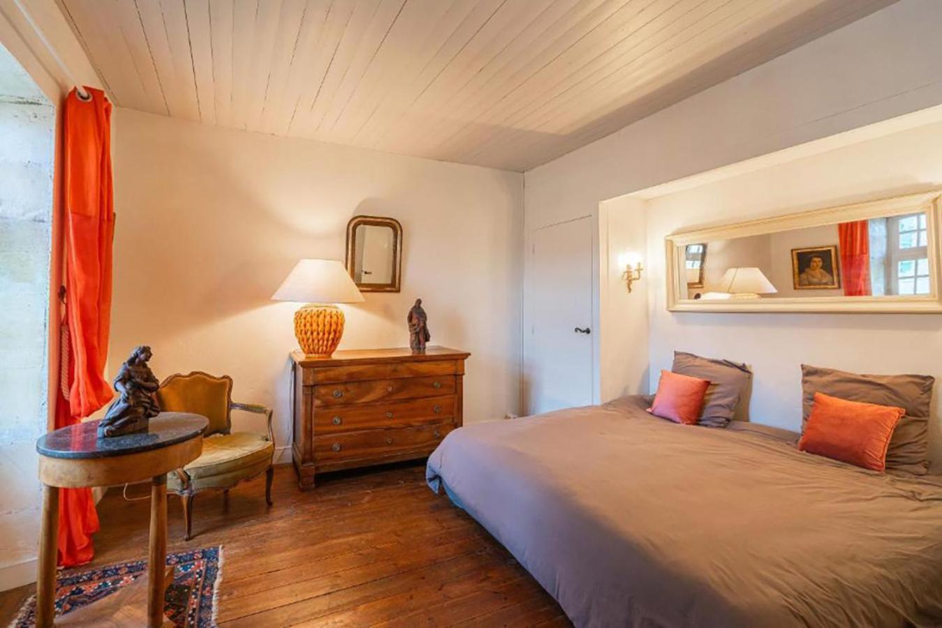 Privatunterkunft Et Table D'hotes Maison Garesche *