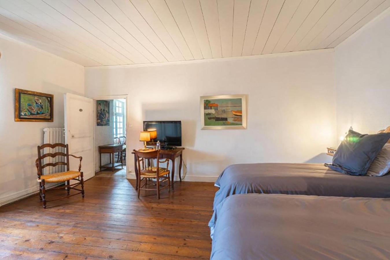 Et Table D'hotes Maison Garesche