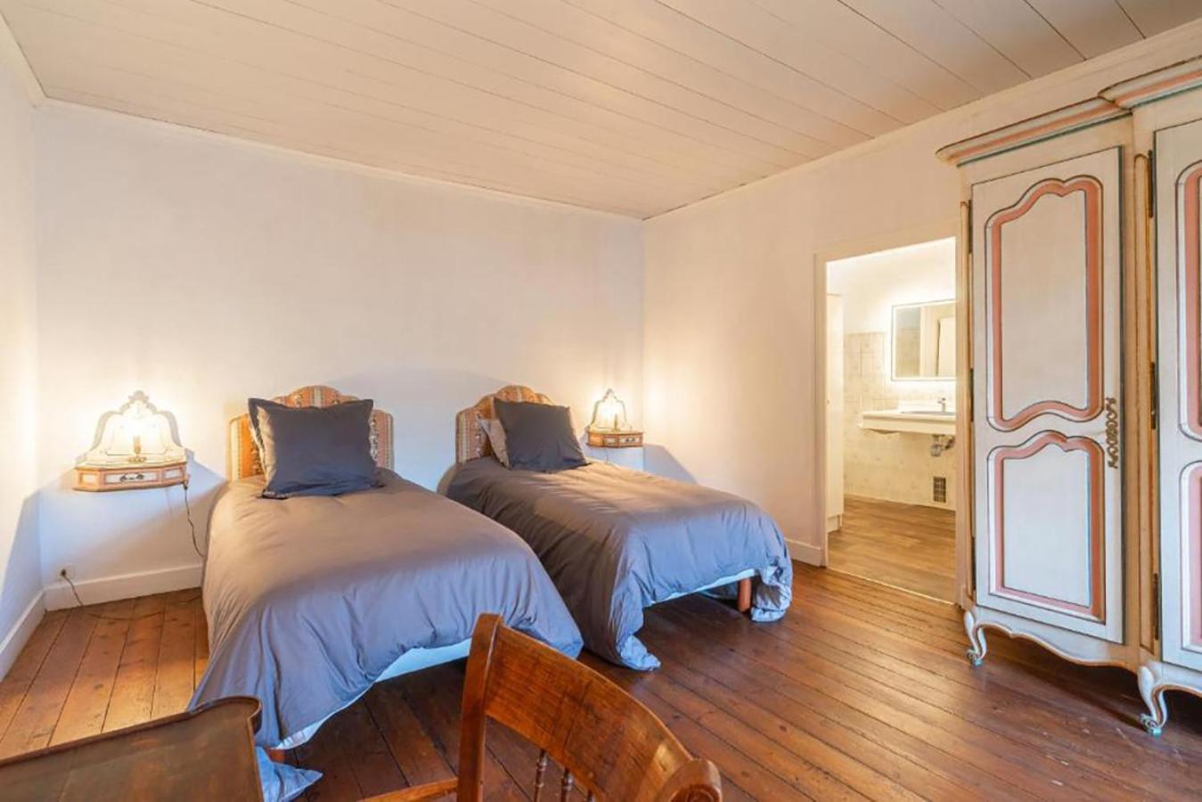 Privatunterkunft Et Table D'hotes Maison Garesche